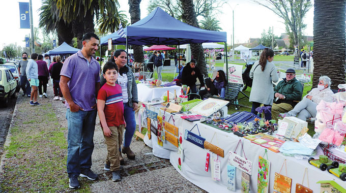 Feria En El Balneario Todos Los Domingos De Setiembre Diario El Tel Grafo