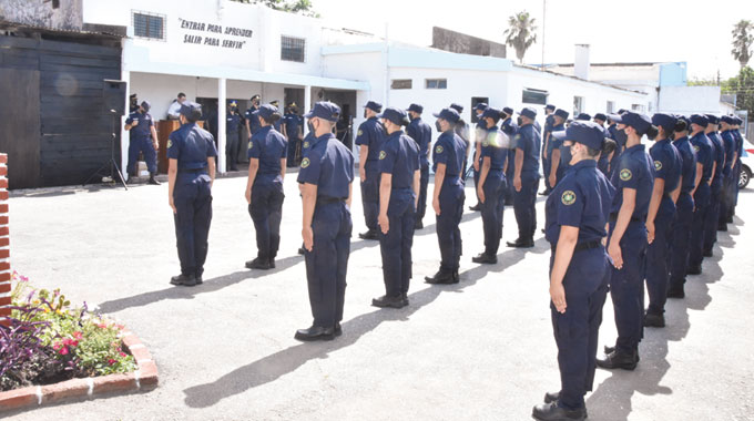 Llamado a inscripción para la Escuela Nacional de Policía Diario El